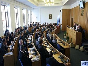 Съветниците от ГЕРБ и СДС за убитото от ток дете: Чакаме отговори от кмета на 