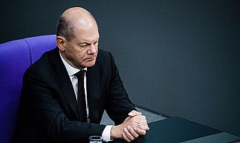 Германският канцлер Шолц: Спираме бежанците, много са ни, засилваме контрола по границата
