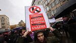 Исканията на протестиращите културни дейци не могат да бъдат удовлетворени, каза финансовият министър
