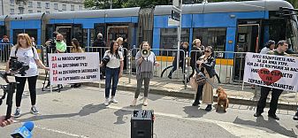 И медиците плашат с ефективна стачка, искат скок на заплатите