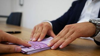 Какво се случва с кредитите, когато преминем в евро?