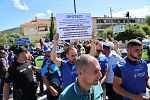 Горски блокират магистрала 