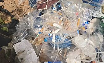 Пак откриха опасни медицински отпъдъци в боклука на София