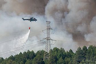Чакаме 6 хеликоптера за гасене на пожарите