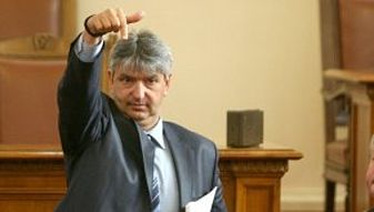 Над 30 млн. лв. в банкови сметки в страната и чужбина кътат депутатите