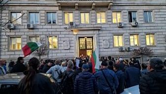 Жива верига ще спира строеж в 