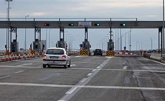 В Гърция влязоха новите пътни такси