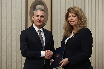 Рисковете пред служебното правителство