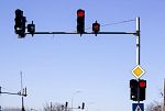 Предложение предвижда: Нови правила за ляв завой и връщане на светофарите с таймер