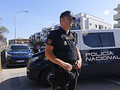 Двама българи са задържани в Испания за участие в трафик на големи количества кокаин