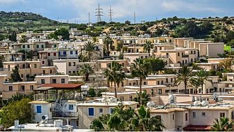 В Кипър обсъждат компенсации за домакинствата и бизнеса заради 